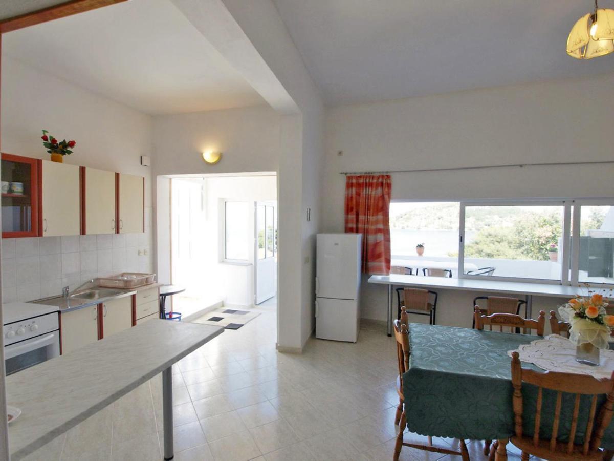Holiday Home Zdenko 1 By Interhome カリ エクステリア 写真